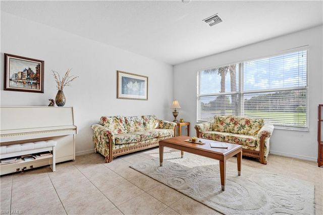 3364 Dandolo CIR, Cape Coral, FL 33909