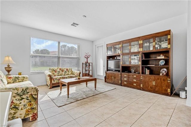 3364 Dandolo CIR, Cape Coral, FL 33909