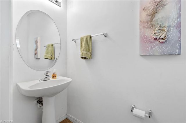 3364 Dandolo CIR, Cape Coral, FL 33909