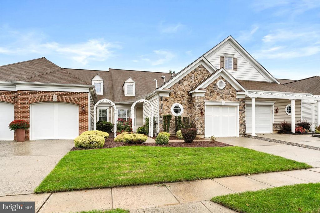 85 SPARROW DR, HAMILTON, NJ 08690 — exterior