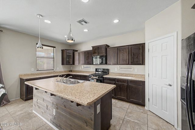 10903 E QUADE Avenue, Mesa, AZ 85212