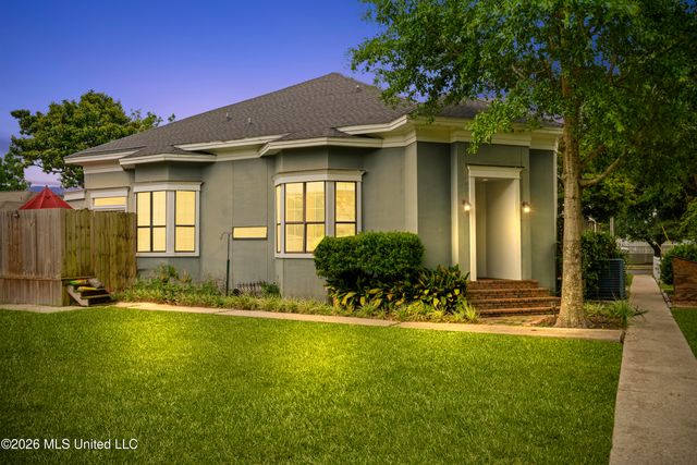 1610 20th Avenue, Unit 3, Gulfport, MS 39501