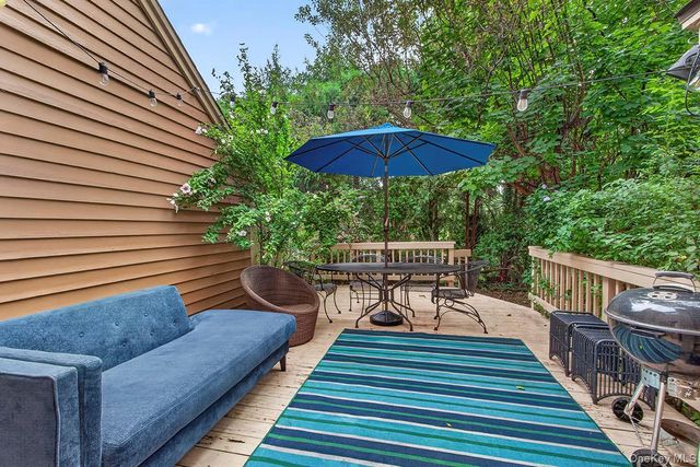 246 Treetop Crescent, Rye Brook, NY 10573