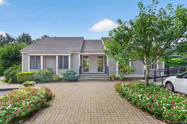 246 Treetop Crescent, Rye Brook, NY 10573