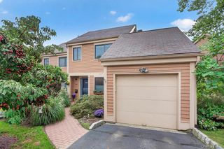 246 Treetop Crescent, Rye Brook, NY 10573