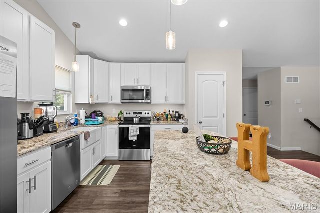 3422 Chippewa Drive, Belleville, IL 62221