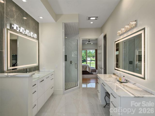 123 Wembley Road, Asheville, NC 28804