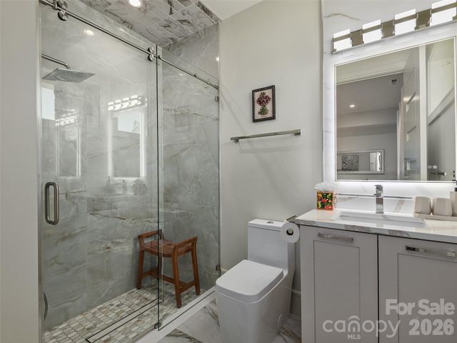 123 Wembley Road, Asheville, NC 28804