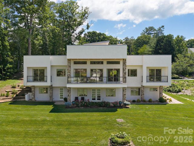 123 Wembley Road, Asheville, NC 28804