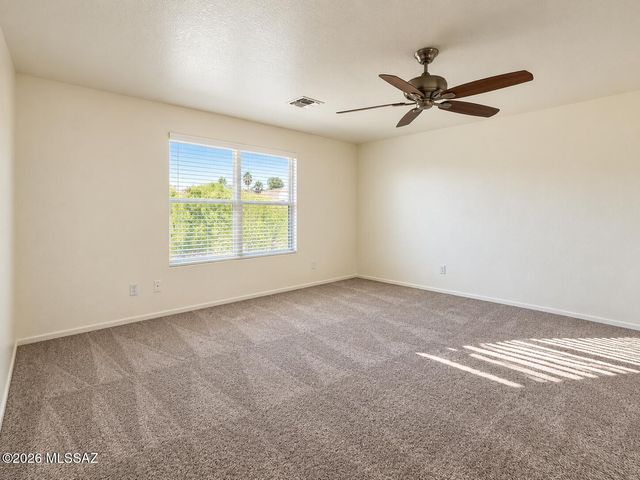 13697 E Oxmoor Valley Drive, Vail, AZ 85641