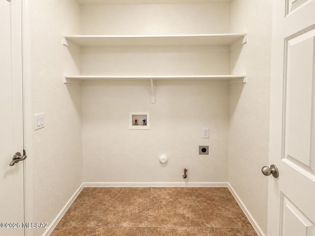 13697 E Oxmoor Valley Drive, Vail, AZ 85641