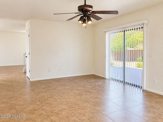 13697 E Oxmoor Valley Drive, Vail, AZ 85641