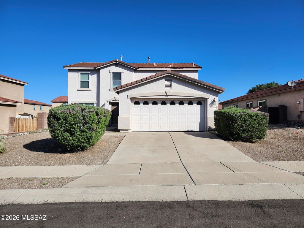 13697 E Oxmoor Valley Drive, Vail, AZ 85641