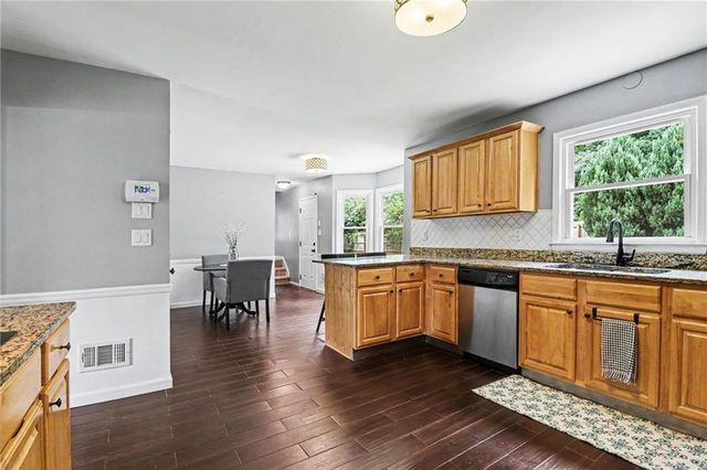 4273 Thamesgate Close, Peachtree Corners, GA 30092