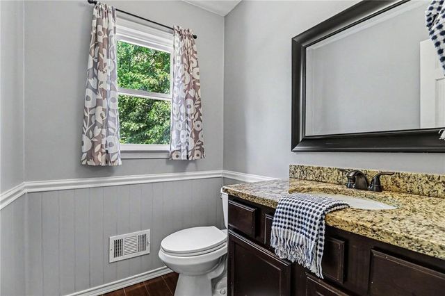 4273 Thamesgate Close, Peachtree Corners, GA 30092