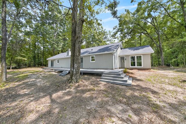 41 Collins Drive, Box Springs, GA 31801