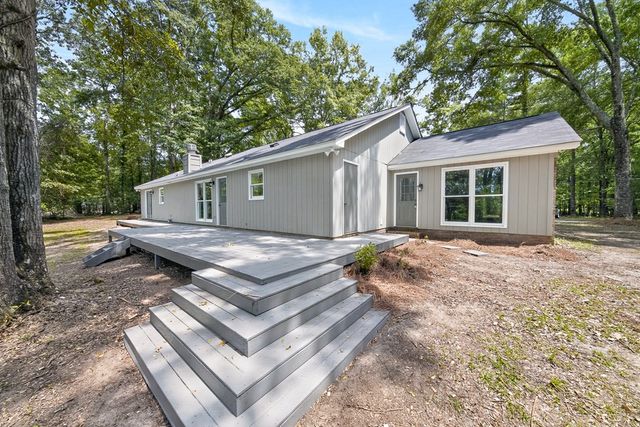 41 Collins Drive, Box Springs, GA 31801