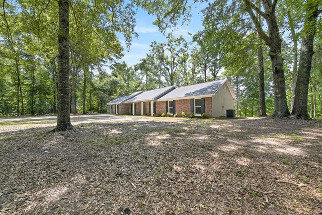 41 Collins Drive, Box Springs, GA 31801