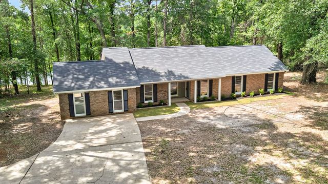 41 Collins Drive, Box Springs, GA 31801