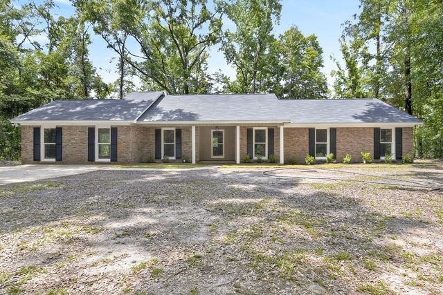 41 Collins Drive, Box Springs, GA 31801