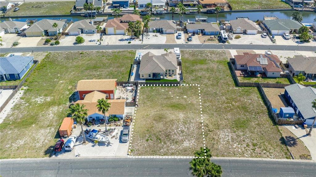 15626 DYNA St, Corpus Christi, TX 78418 — exterior
