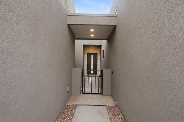 1509 Aztec Moon Court SE, Rio Rancho, NM 87124