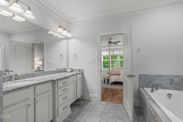2805 Ivory Bluff Trail, Apex, NC 27539