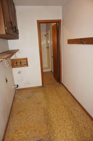 4063 W Camden Street, Springfield, MO 65803