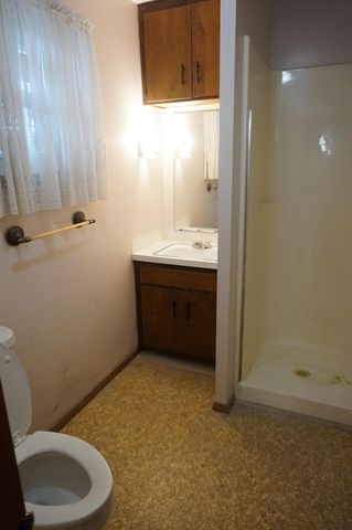 4063 W Camden Street, Springfield, MO 65803