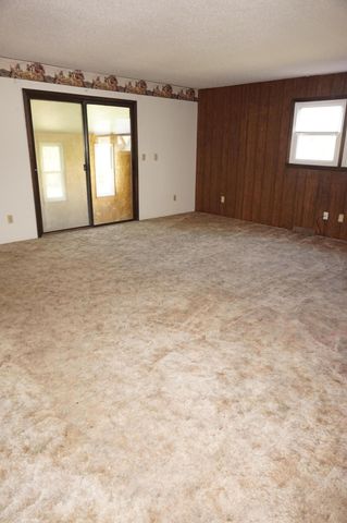 4063 W Camden Street, Springfield, MO 65803