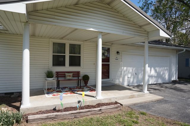 4063 W Camden Street, Springfield, MO 65803