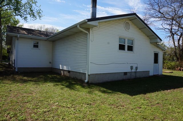 4063 W Camden Street, Springfield, MO 65803