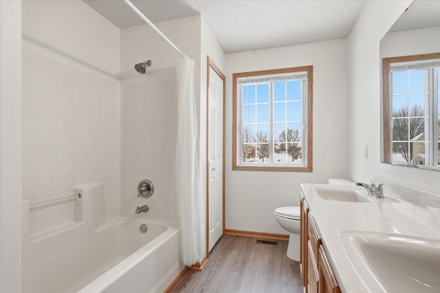 11241 Isanti Court NE, Blaine, MN 55449