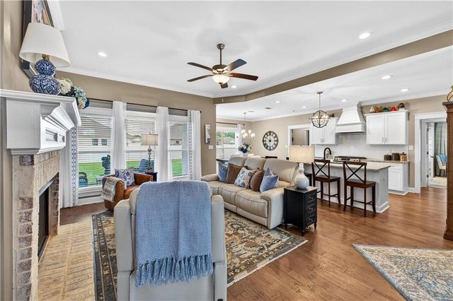 10937 Secretariat Boulevard, Daphne, AL 36526