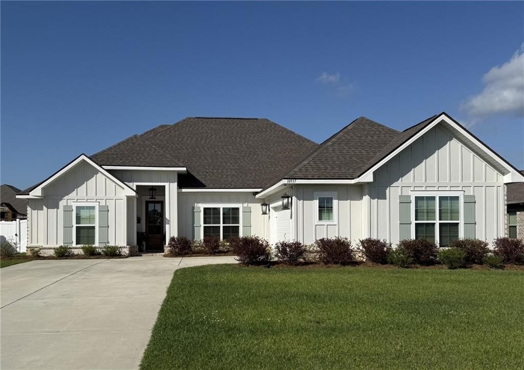 10937 Secretariat Boulevard, Daphne, AL 36526