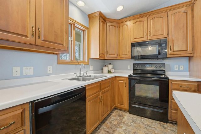 1150 W LAKE STREET, Chilton, WI 53014