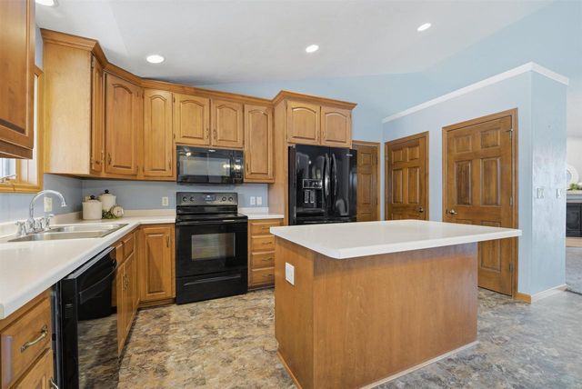 1150 W LAKE STREET, Chilton, WI 53014