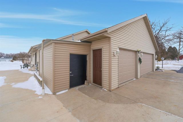 1150 W LAKE STREET, Chilton, WI 53014