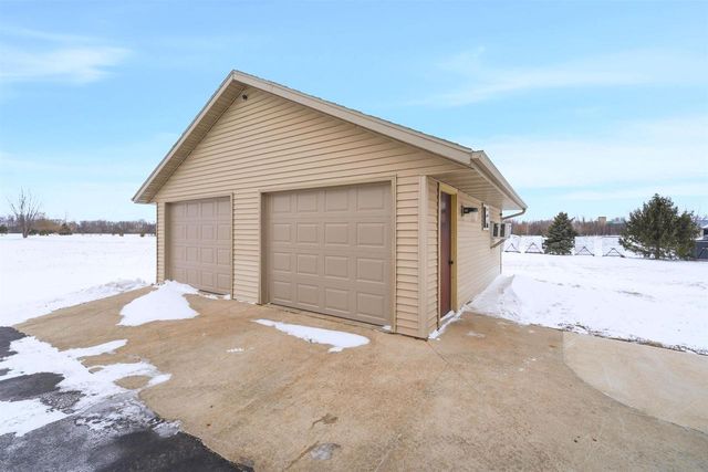 1150 W LAKE STREET, Chilton, WI 53014