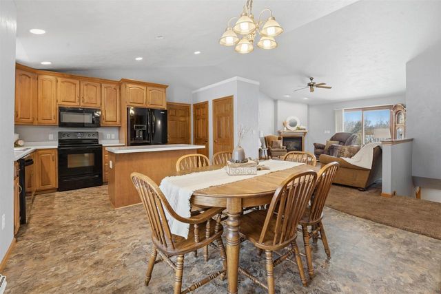 1150 W LAKE STREET, Chilton, WI 53014