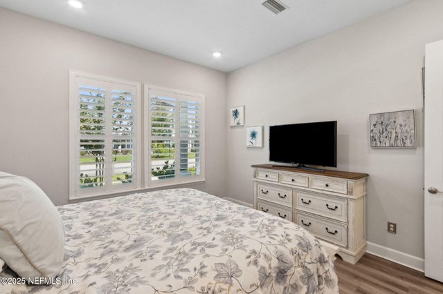 77 PARK CENTER Avenue, Ponte Vedra, FL 32081