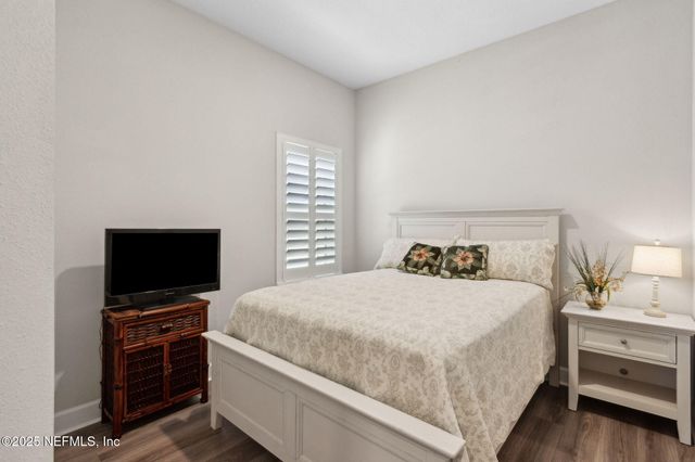 77 PARK CENTER Avenue, Ponte Vedra, FL 32081