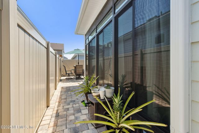 77 PARK CENTER Avenue, Ponte Vedra, FL 32081