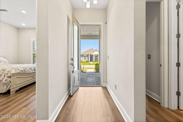 77 PARK CENTER Avenue, Ponte Vedra, FL 32081