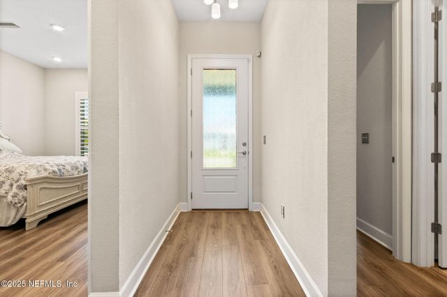 77 PARK CENTER Avenue, Ponte Vedra, FL 32081