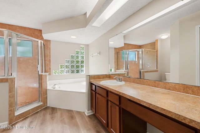 7418 AMANDAS CROSSING Drive N, Jacksonville, FL 32244