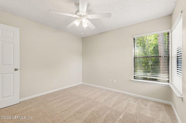 7418 AMANDAS CROSSING Drive N, Jacksonville, FL 32244