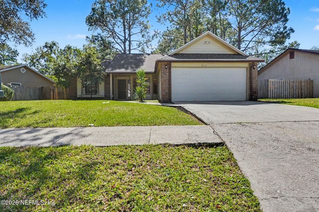 7418 AMANDAS CROSSING Drive N, Jacksonville, FL 32244