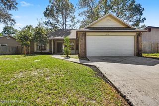 7418 AMANDAS CROSSING Drive N, Jacksonville, FL 32244