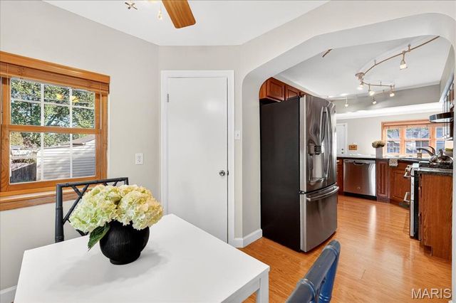 5453 Bancroft Avenue, St Louis, MO 63109